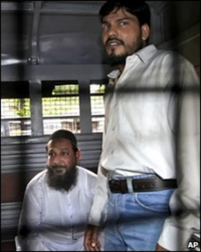 Двое осужденных