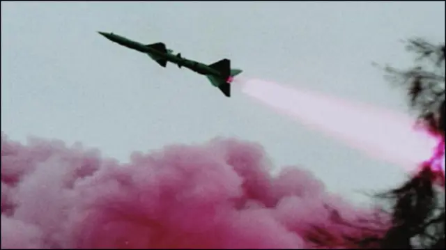 Hình một lần thử tên lửa của Trung Quốc năm 1996-hình AP