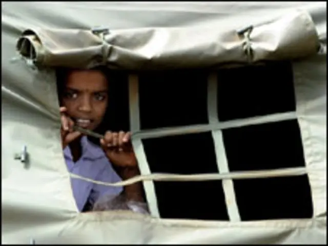 तामिल राहत शिविर