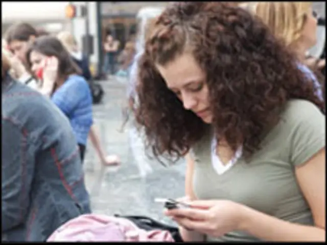 手机短信也能作为博士研究的主题