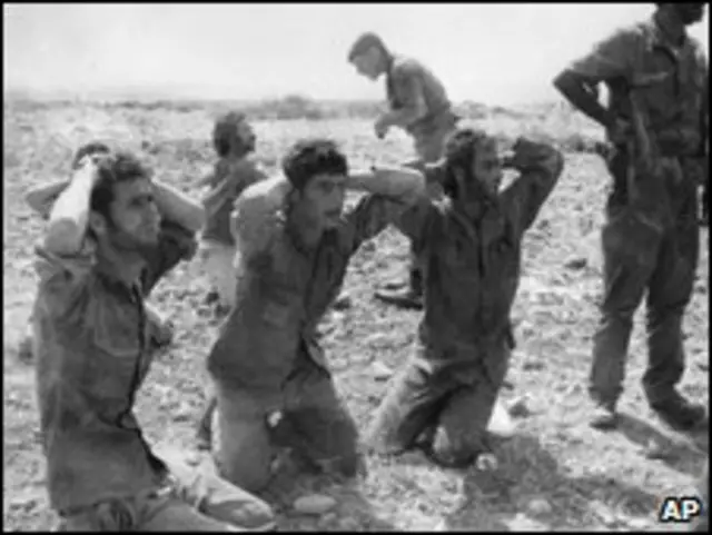 Esir Kıbrıslı Rum askerler