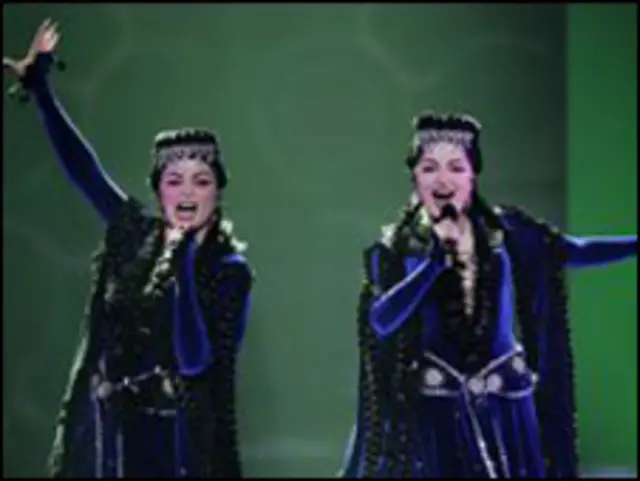 Inga and Anush của Armenia trình diễn tại Eurovision