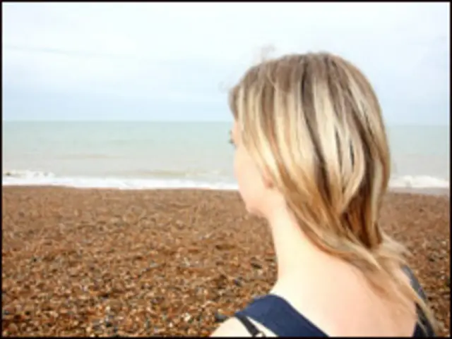 Remaja perempuan terpaksa kirim gambar 