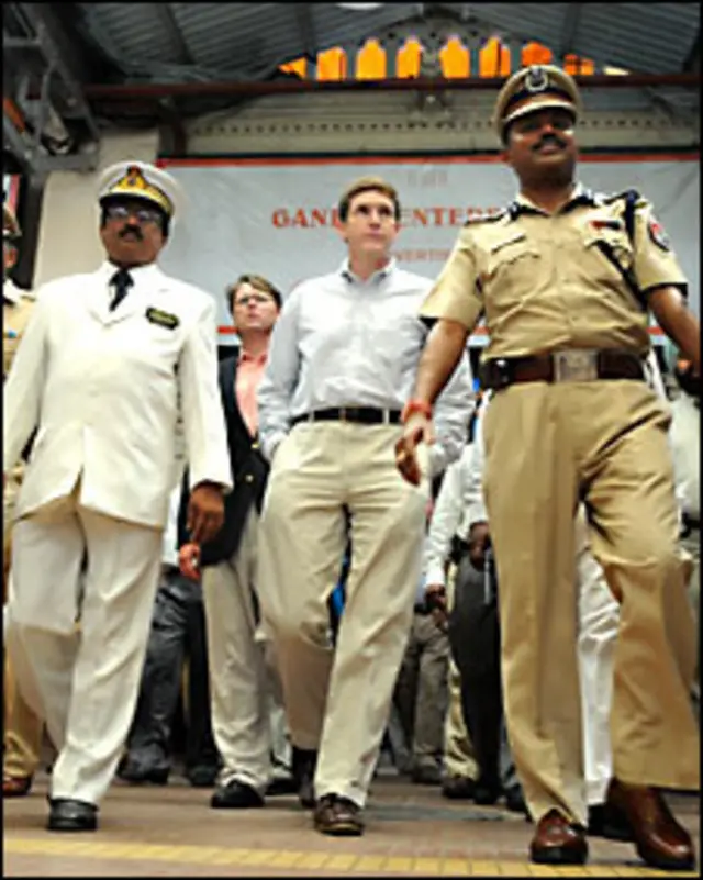 ممبئی میں ایف بی آئی کی ٹیم