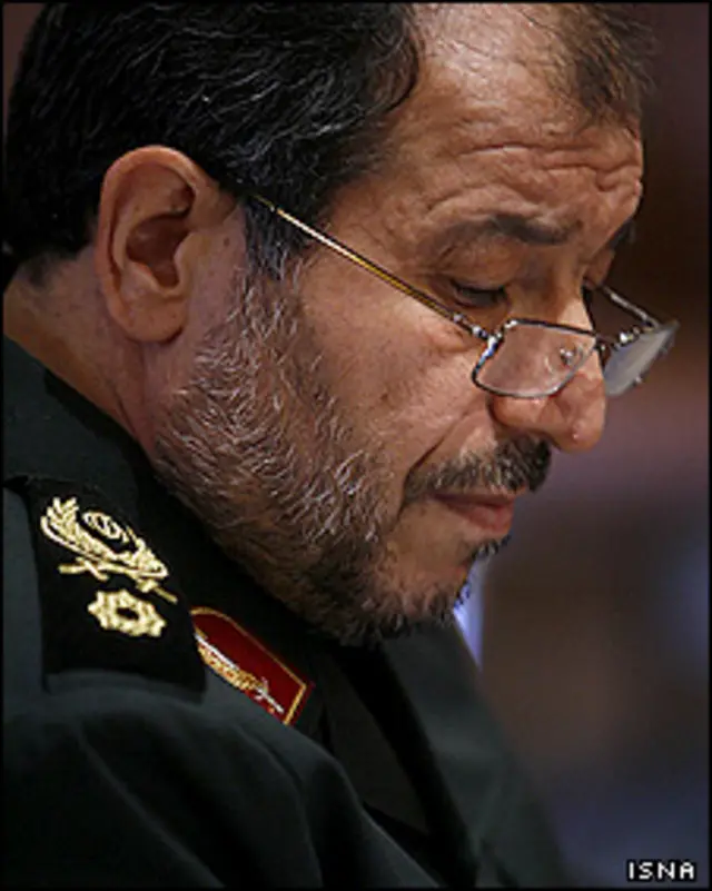 این نخستین بار است که یک نظامی را برای تصدی وزارت کشور معرفی می شود