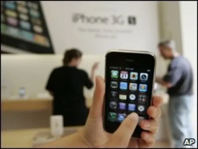 وقعت حوادث مشابهة في فرنسا وأمريكا