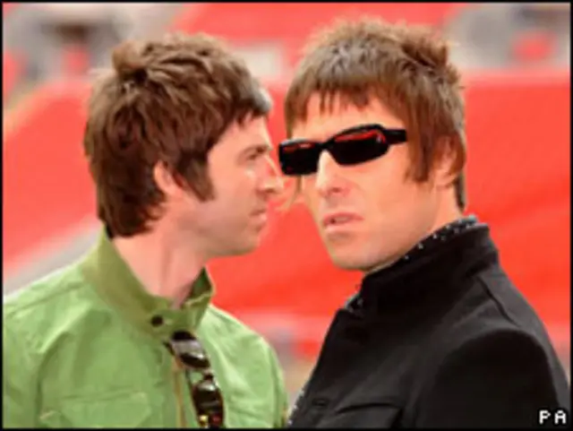 Ноэль и Лиам Галлахеры