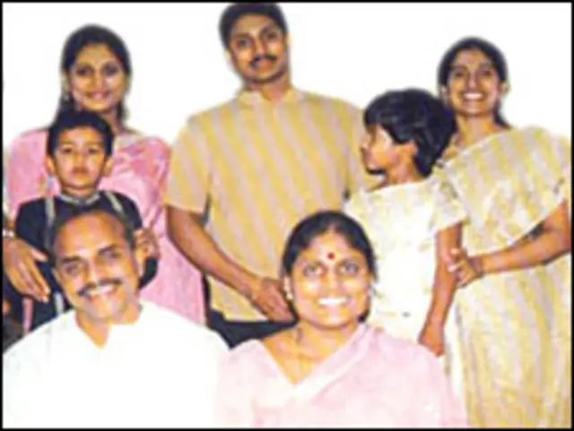 जगनमोहन रेड्डी अपने परिवार के साथ