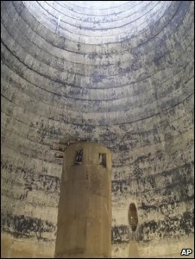 Lò phản ứng hạch tâm Yongbyong của Bắc Hàn