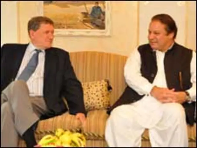 نواز ، ہل بروک