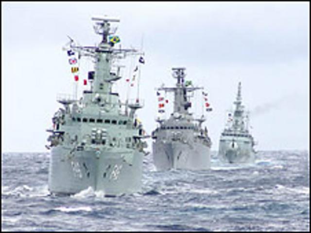 Barcos de la Marina brasileña