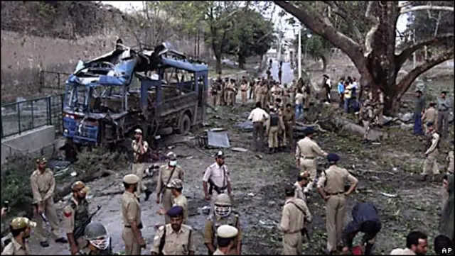 श्रीनगर में विस्फोट