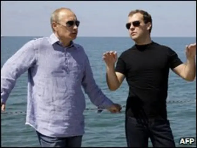 Владимир Путин и Дмитрий Медведев 