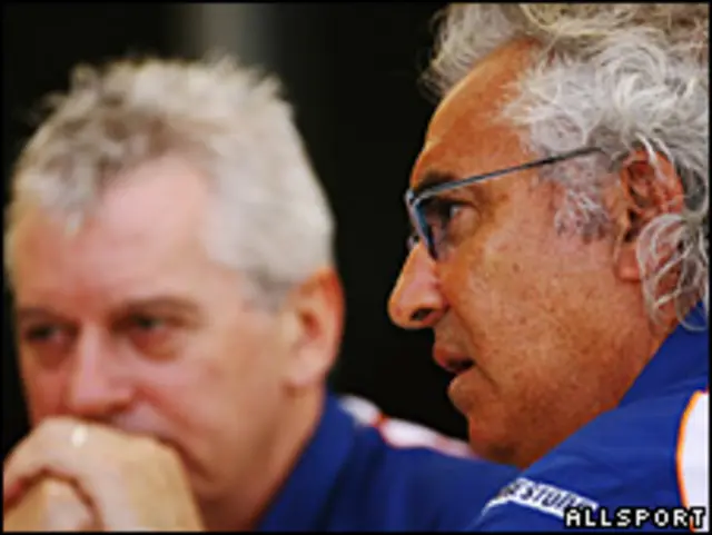 Flavio Briatore y Pat Symonds