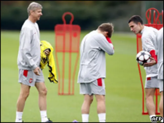 Венгер и игроки "Арсенала"