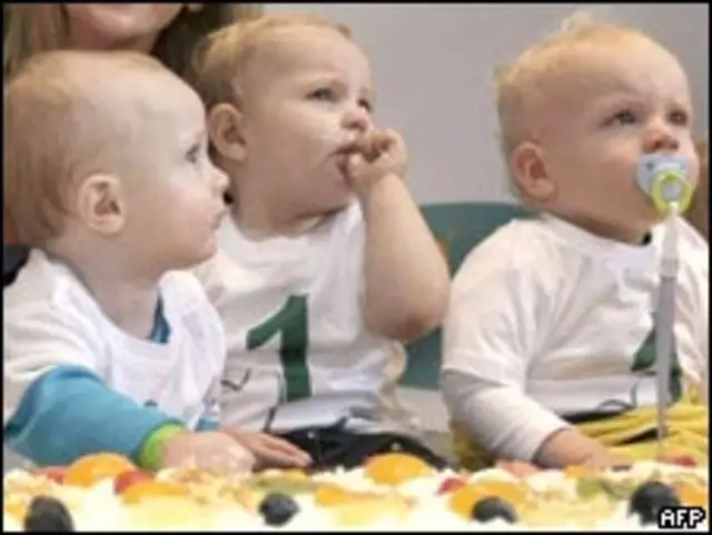 بنا بر گزارش، نیمی از نوزادنی که اکنون متولد می شوند، تا صد سال عمر خواهند کرد