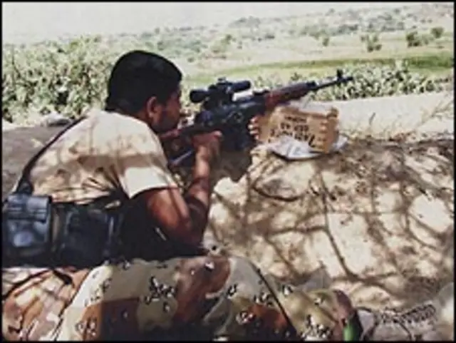 قناص من الجيش اليمني بمحافظة صعدة