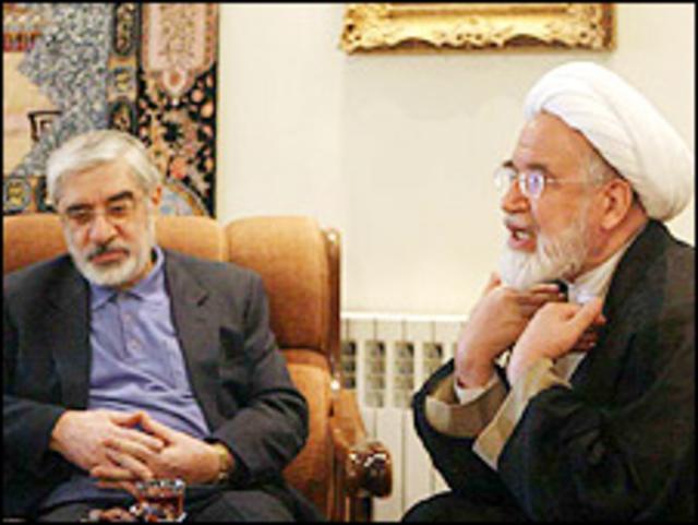 مهدی کروبی و میر حسین موسوی