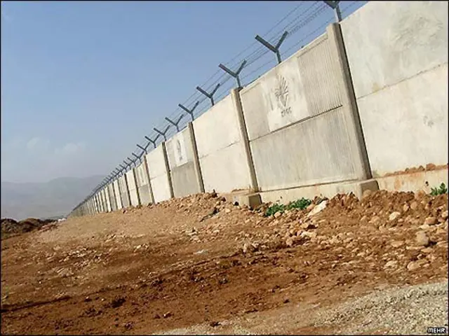 Muro entre Irán y Pakistán. Foto: MEHR