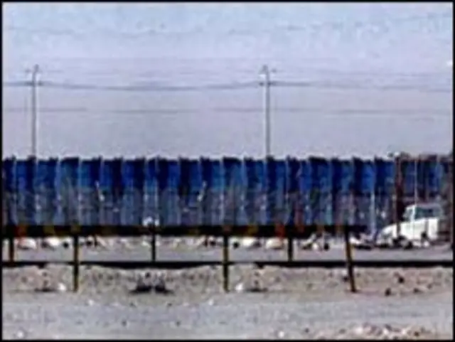 El muro visto desde Taftan