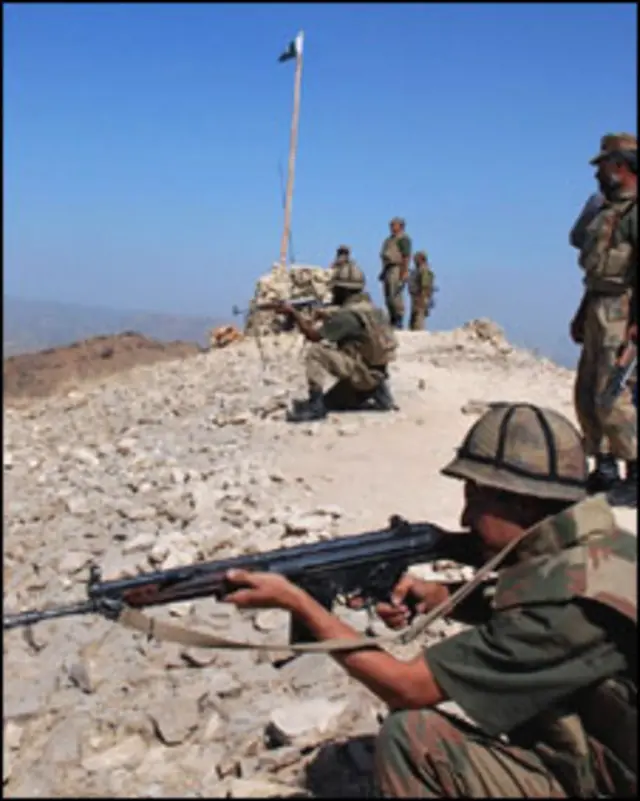 पाक सेना