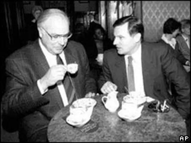 Миклош Немет, Гельмут Коль