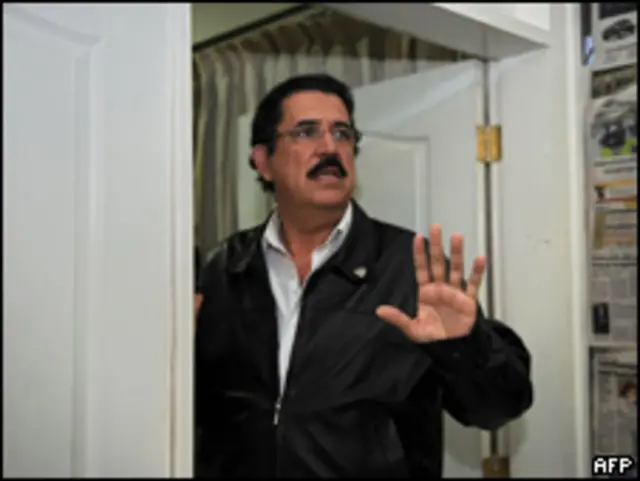 Manuel Zelaya, depuesto presidente de Honduras