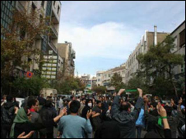 تظاهرات مخالفان در 13 آبان