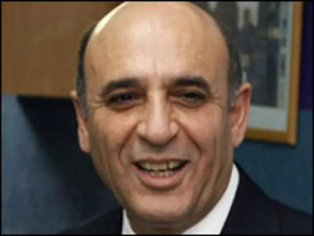 شاؤول موفاز