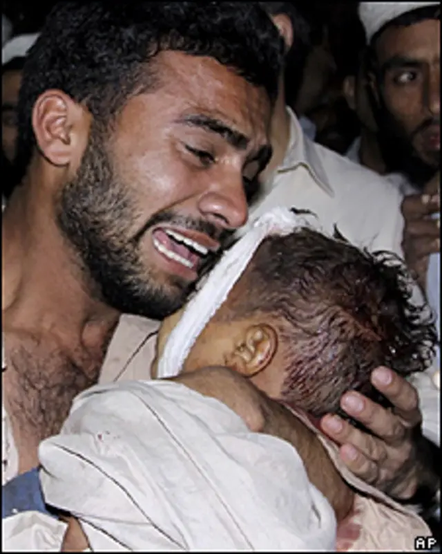 Autoridades culpam o Talebã pelos ataques na fronteira afegã