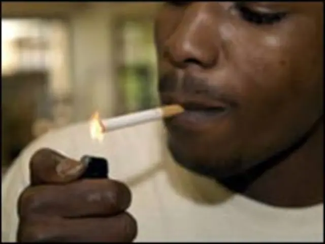 به گفته جامعه سرطان آمریکا نیمی از دانش آموزان نیجریه نمی دانند که دود دست دوم سیگار مضر است