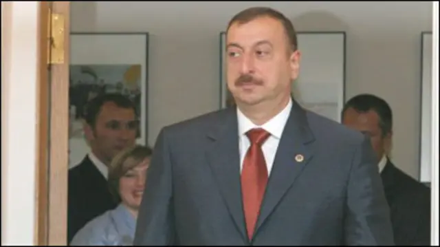 Ільхам Алієв