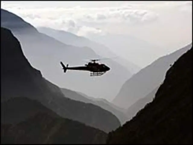 ایورسٹ کا سفر(فائل فوٹو)