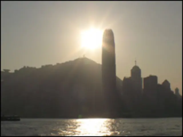 黄昏时分的香港海旁（1/1/2009）