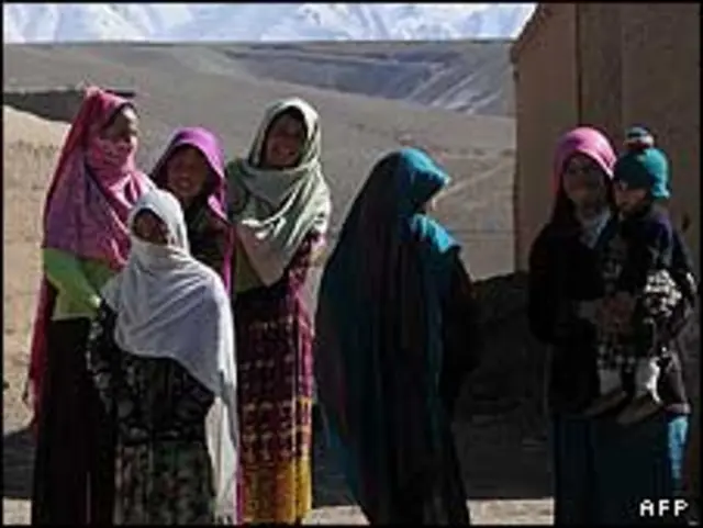 افغان مېرمنې