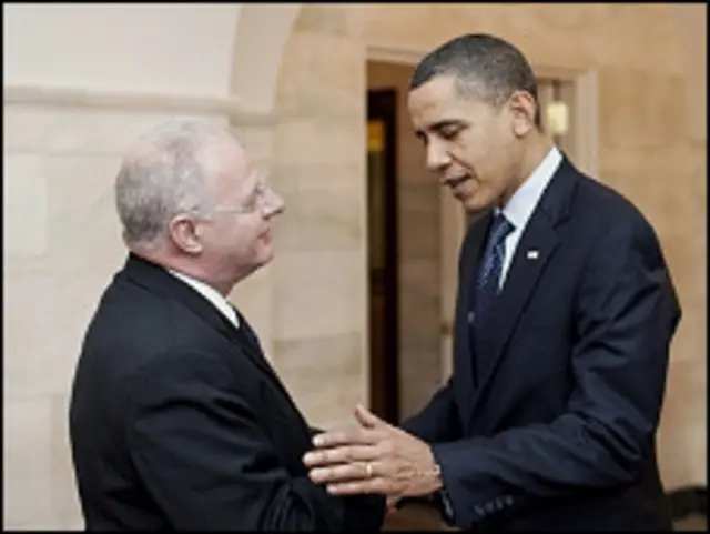 Ховард Шмидт и Барак Обама (фото с сайта Белого дома)