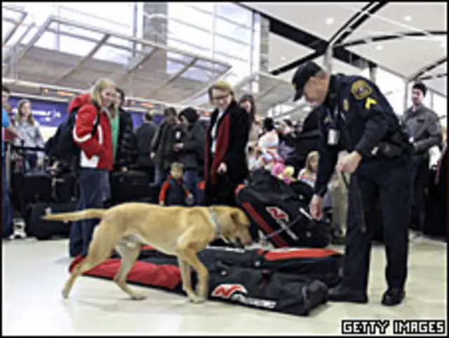 ہوائی اڈے پر سکیورٹی