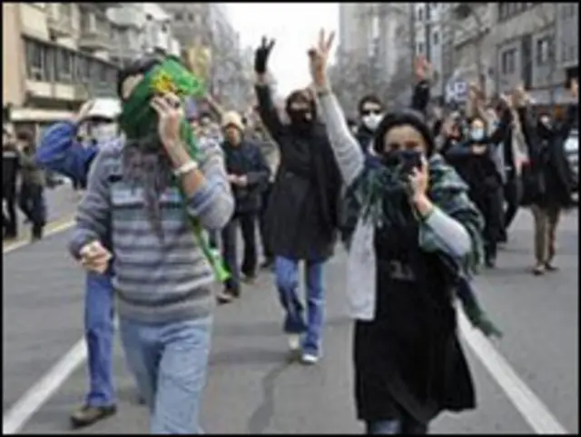 Foto AP ini merupakan unjuk rasa tanggal 27 Desember