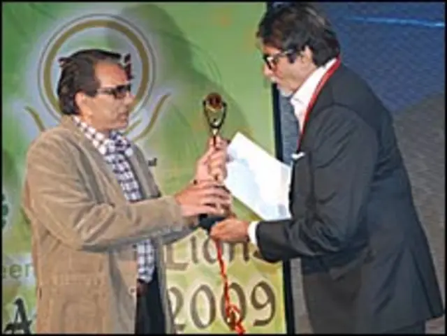 अमिताभ बच्चन और धर्मेंद्र