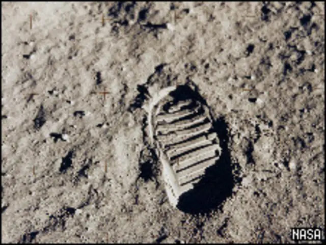 Pegada de Buzz Aldrin
