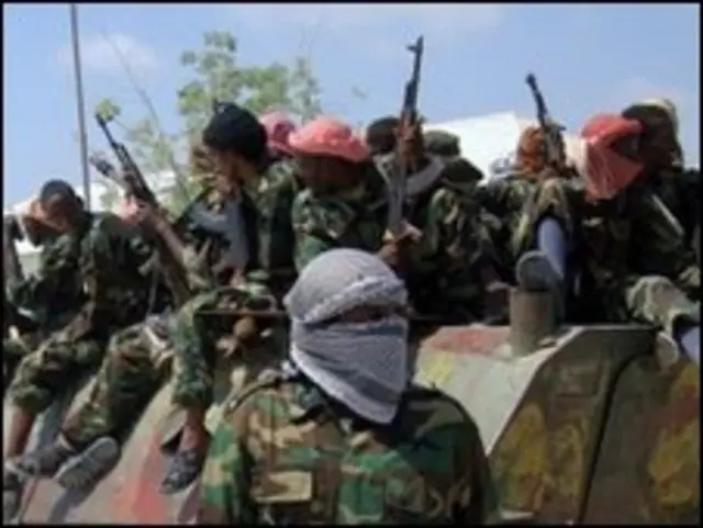 مقاتلون من حركة الشباب