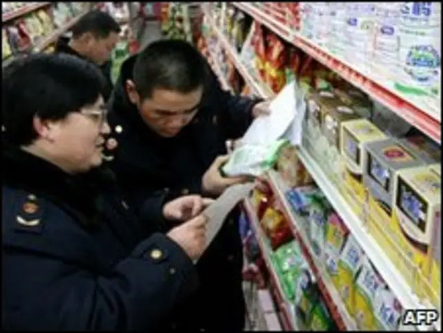 Pihak berwenang Cina memburu melamin