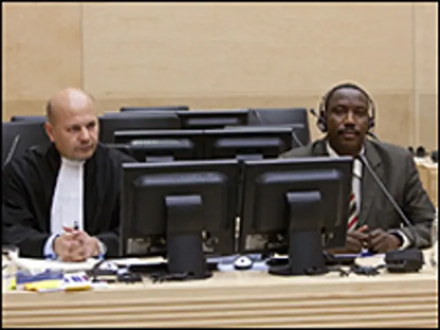 ادريس ابو قردة زعيم "الجبهة المتحدة للمقاومة"