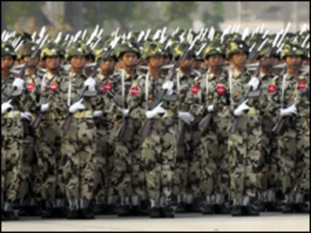 ပြည်သူသာအမိ ပြည်သူသာအဖ ဆိုတဲ့ ဆောင်ပုဒ်နဲ့ တပ်မတော် စခဲ့တာဖြစ်