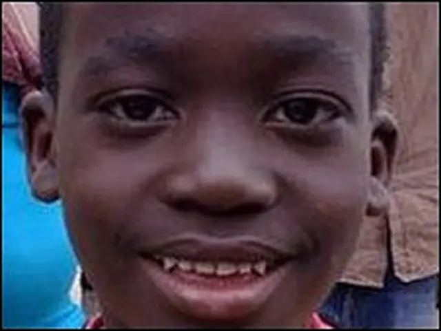 Kenlee, de seis años de edad