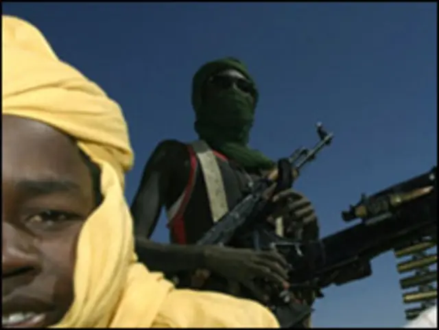 مقاتلين في دارفور