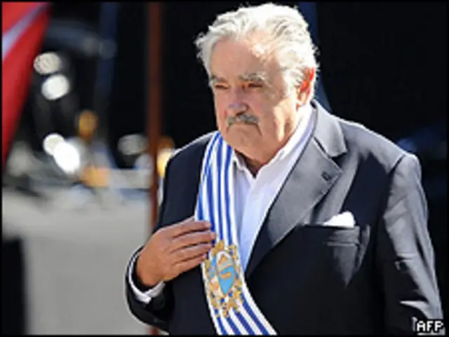 Mujica asumió la presidencia de Uruguay - BBC News Mundo