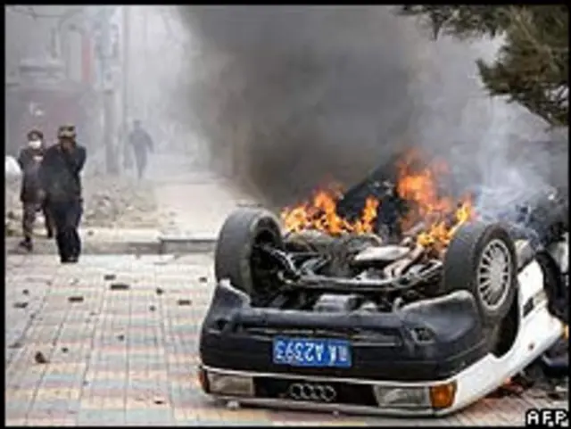 Kerusuhan Tibet 2008