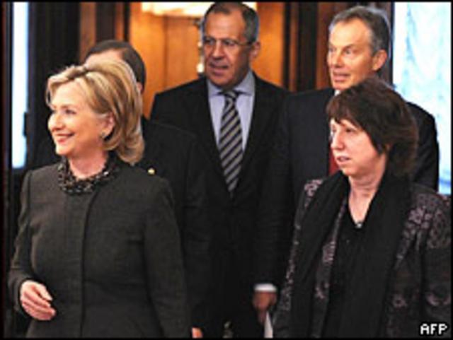 Госсекретарь США Хиллари Клинтон, глава МИД России Сергей Лавров, спецпредставитель по Ближнему Востоку Тони Блэр и верховный представитель ЕС по внешней политике Кэтрин Эштон, 18 марта 2010 года