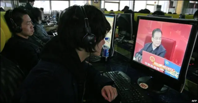 Chat realizado por el primer ministro Wen Jiabao con usuarios de internet en China